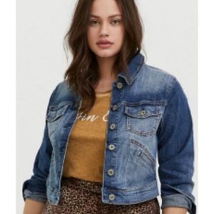NWOT Torrid Crop Jean Jacket Size 2x